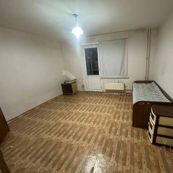 Продается 1-комнатная квартира, 40,7 м²