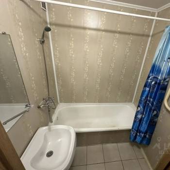 Продается 1-комнатная квартира, 40,7 м²
