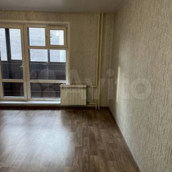Продается 1-комнатная квартира, 35 м²