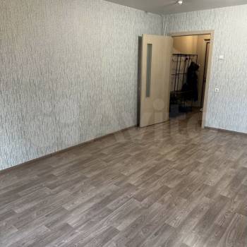 Продается 1-комнатная квартира, 35 м²