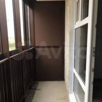 Продается 1-комнатная квартира, 35 м²