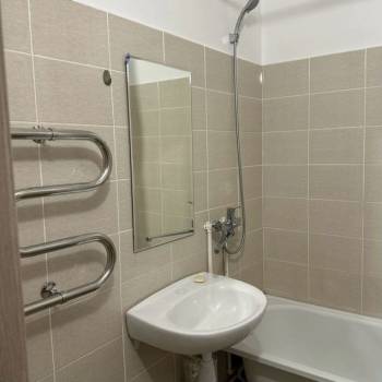 Продается 1-комнатная квартира, 35 м²