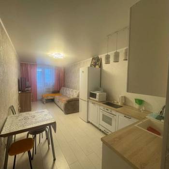 Продается 1-комнатная квартира, 33 м²