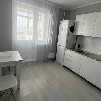 Сдается 2-х комнатная квартира, 65 м²