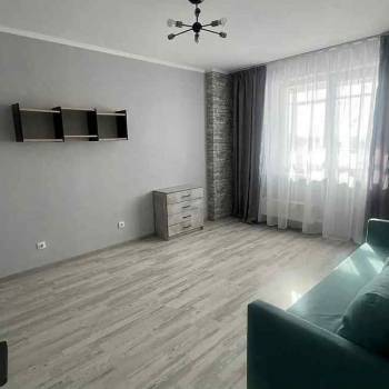 Сдается 2-х комнатная квартира, 65 м²
