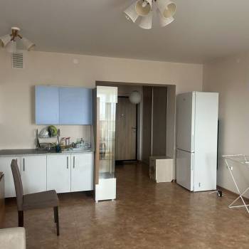 Сдается 1-комнатная квартира, 39 м²