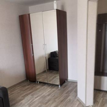 Продается 1-комнатная квартира, 48 м²