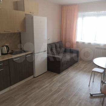 Продается 1-комнатная квартира, 48 м²