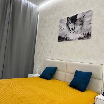 Сдается 1-комнатная квартира, 60 м²