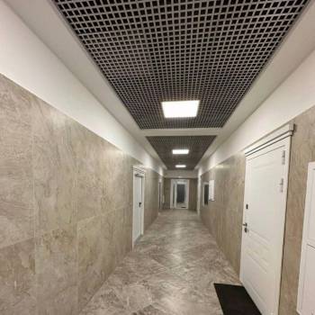 Сдается 1-комнатная квартира, 60 м²