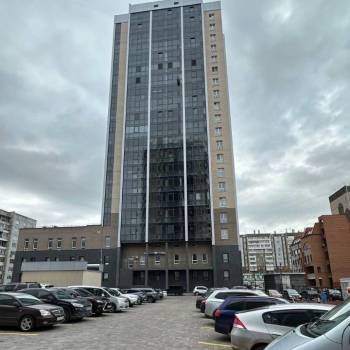 Сдается 1-комнатная квартира, 60 м²