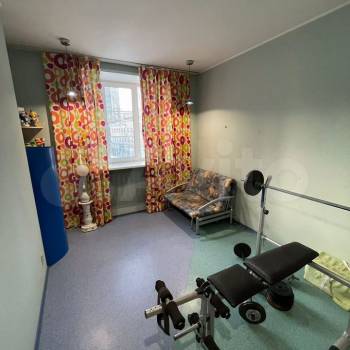 Продается Многокомнатная квартира, 141,6 м²
