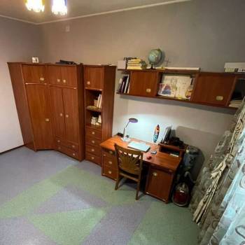 Продается Многокомнатная квартира, 141,6 м²