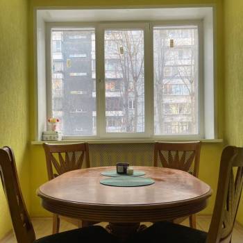 Продается Многокомнатная квартира, 141,6 м²