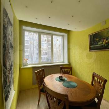 Продается Многокомнатная квартира, 141,6 м²
