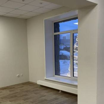 Сдается Нежилое помещение, 90 м²