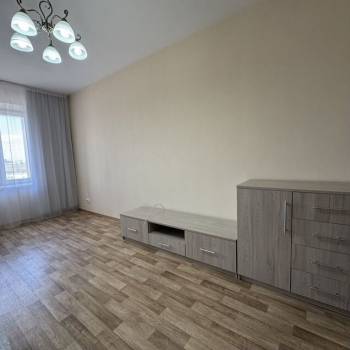 Сдается 2-х комнатная квартира, 64,1 м²