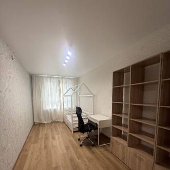 Сдается Многокомнатная квартира, 72 м²