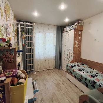 Продается Многокомнатная квартира, 78,8 м²