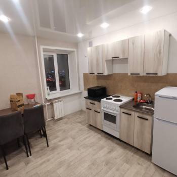 Сдается 1-комнатная квартира, 39 м²