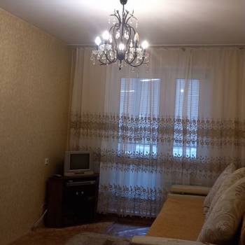 Сдается 1-комнатная квартира, 39 м²