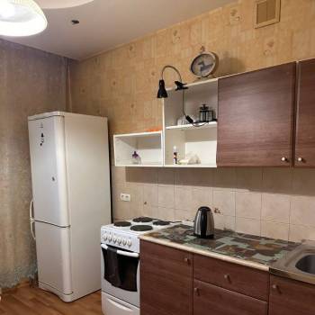 Продается 1-комнатная квартира, 43 м²