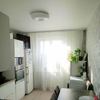 Продается 2-х комнатная квартира, 62 м²