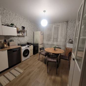 Продается 2-х комнатная квартира, 70 м²