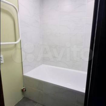 Сдается 1-комнатная квартира, 42 м²