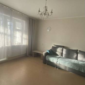 Продается 1-комнатная квартира, 45 м²