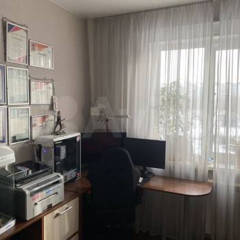 Продается Многокомнатная квартира, 75,7 м²