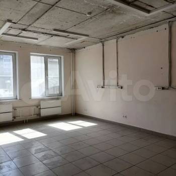 Сдается Нежилое помещение, 110 м²