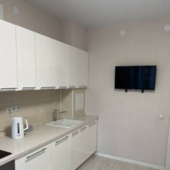 Сдается 2-х комнатная квартира, 70 м²