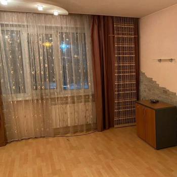 Продается Многокомнатная квартира, 82,9 м²