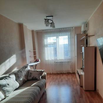 Сдается 1-комнатная квартира, 46,4 м²