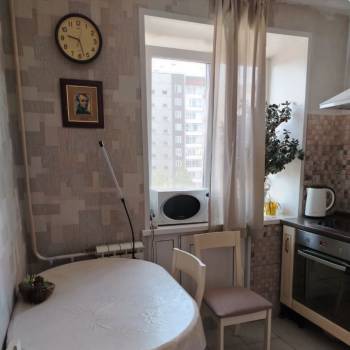 Продается 1-комнатная квартира, 33 м²