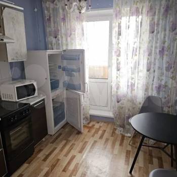 Сдается 1-комнатная квартира, 39 м²