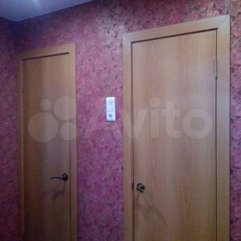 Продается 1-комнатная квартира, 42 м²