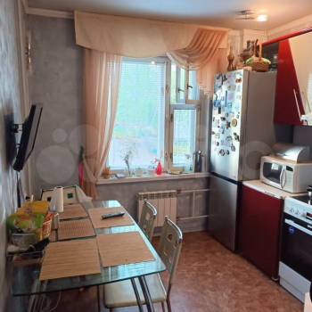 Продается Многокомнатная квартира, 82,2 м²