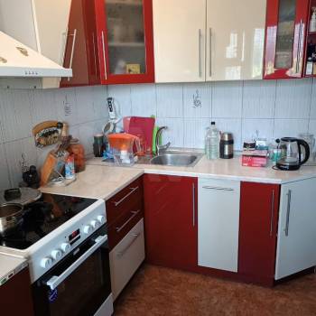 Продается Многокомнатная квартира, 82,2 м²