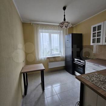 Продается Многокомнатная квартира, 83,7 м²