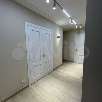 Продается Многокомнатная квартира, 93,1 м²