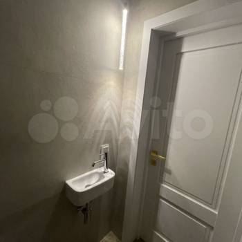 Продается Многокомнатная квартира, 93,1 м²