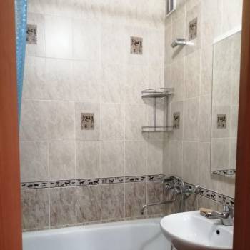 Сдается 1-комнатная квартира, 42 м²