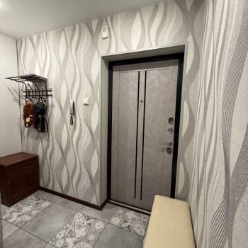 Продается 1-комнатная квартира, 47 м²