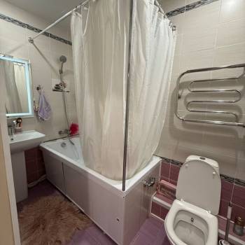 Продается 1-комнатная квартира, 47 м²