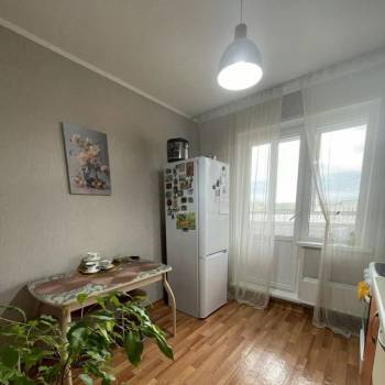 Продается 1-комнатная квартира, 35 м²