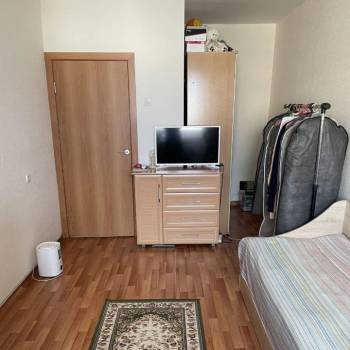 Продается 1-комнатная квартира, 35 м²