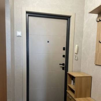 Продается 1-комнатная квартира, 35 м²