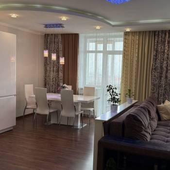 Сдается Многокомнатная квартира, 88,4 м²
